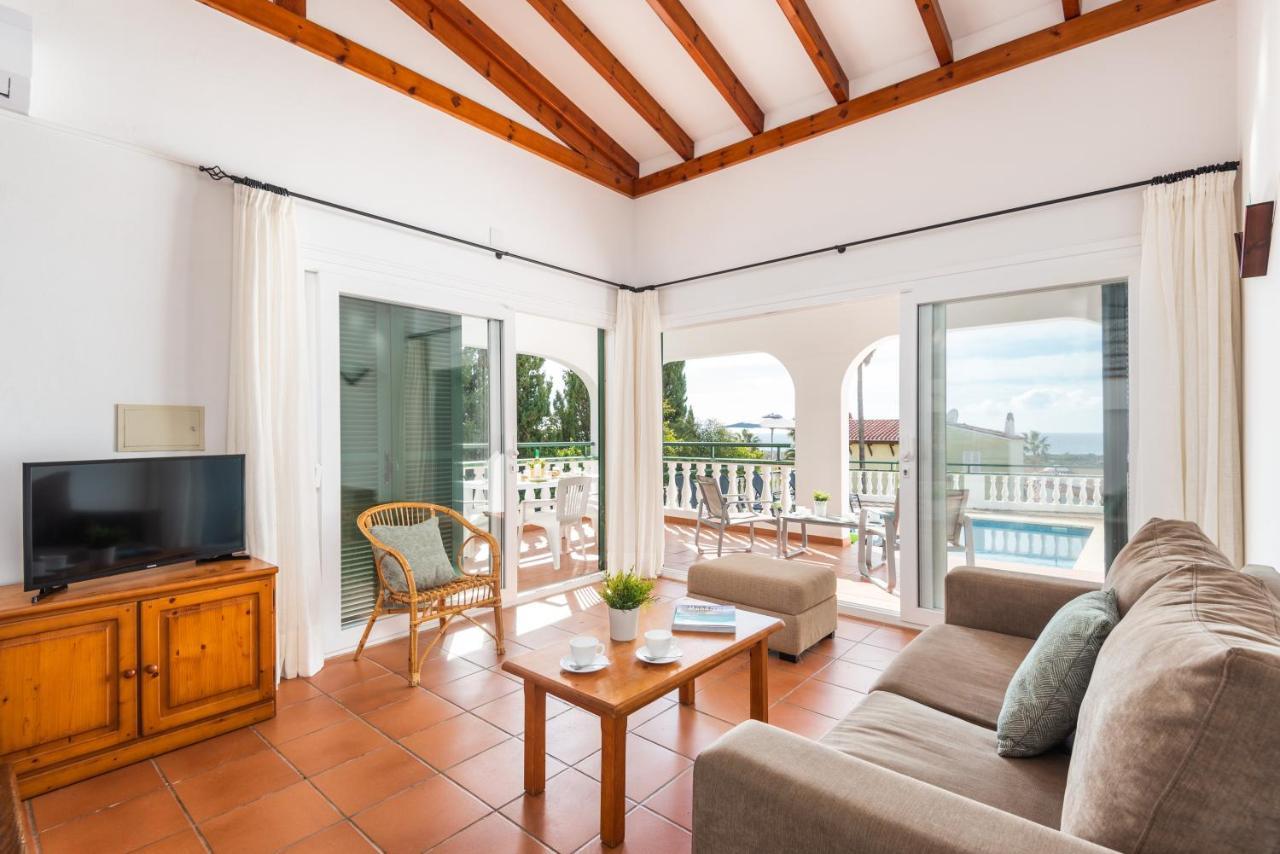 Villa Carolina Son Bou Exteriör bild